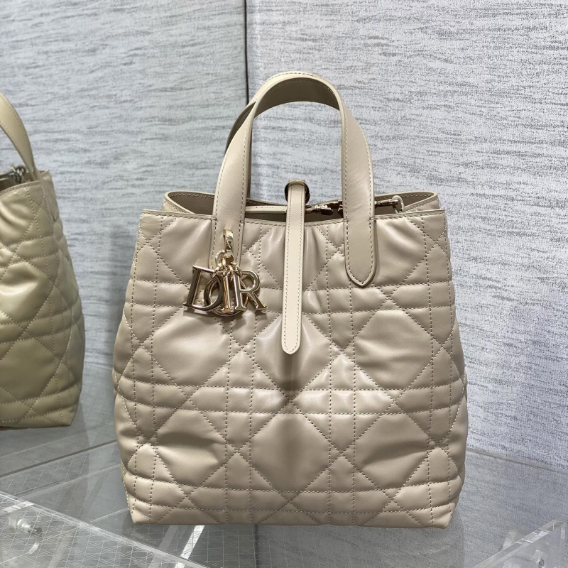 D*or shopping bags